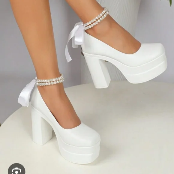 Women’s Pearl Decor Chunky Heeled Ankle Strap Heels – Size 6.5 (EU 37) - Picture 1 of 9